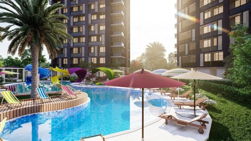 Жилой комплекс с фитнес-залом, сауной, бассейном, 600 метров до моря, Мезитли, Мерсин, Турция