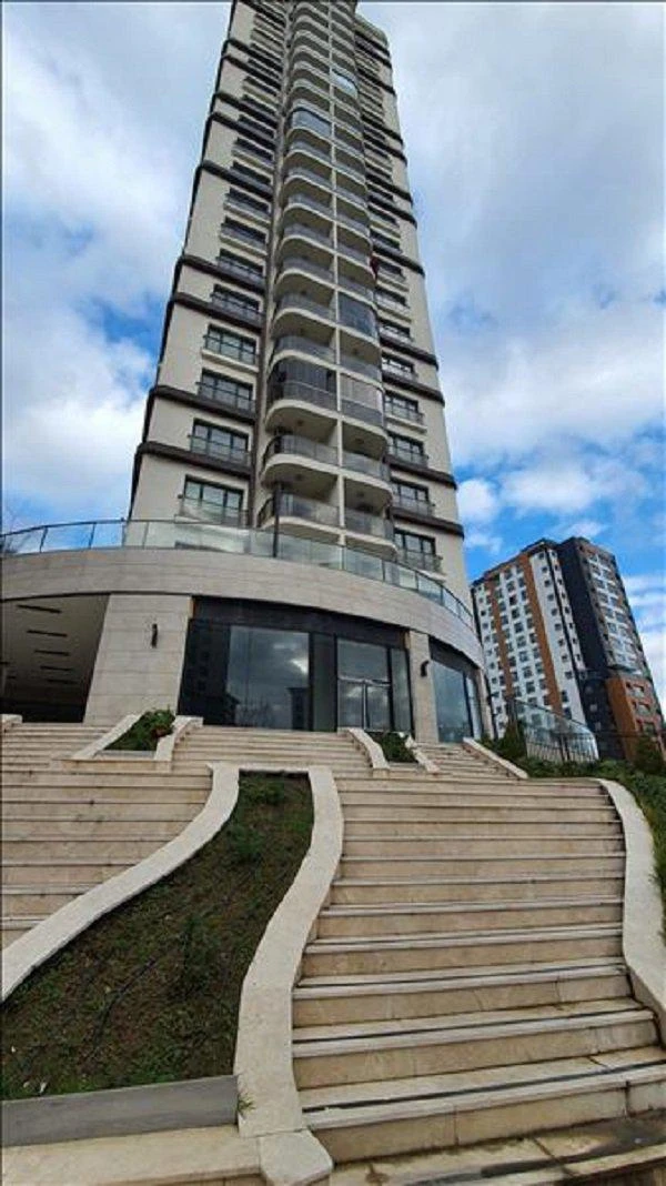 Резиденция с бассейном и торговым центром, Стамбул, Турция