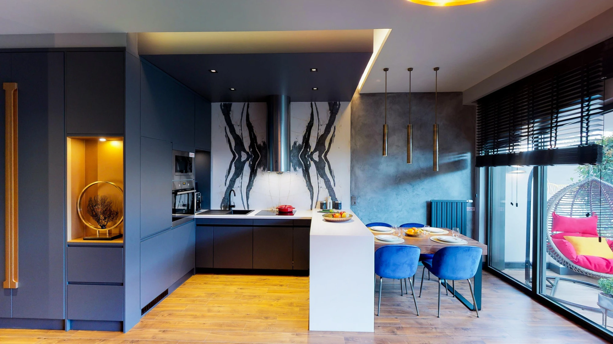 Просторные светлые апартаменты с широкими балконами в новом жилом комплексе, Стамбул, Турция